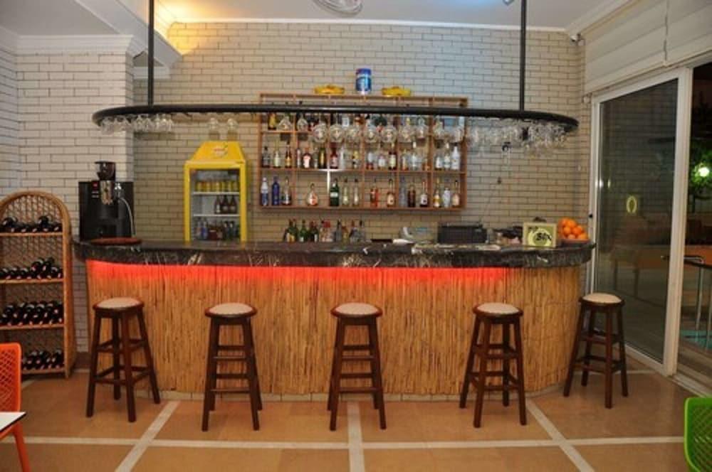 Kleopatra Tuna Apart Hotel Alanya Bagian luar foto