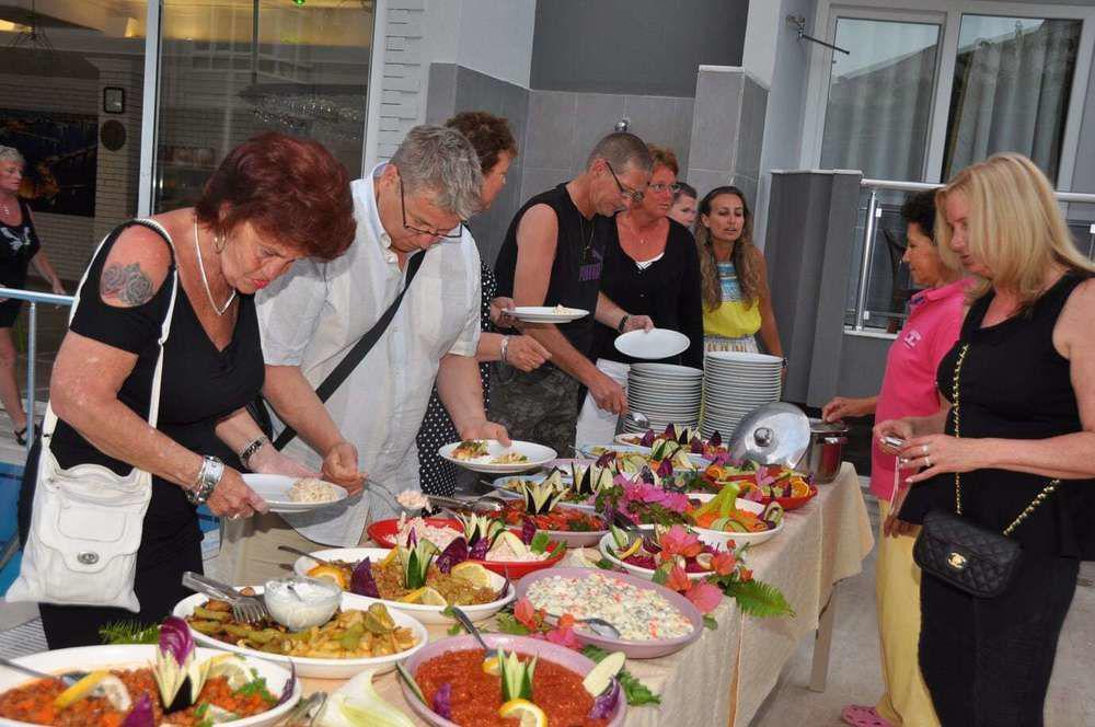 Kleopatra Tuna Apart Hotel Alanya Bagian luar foto